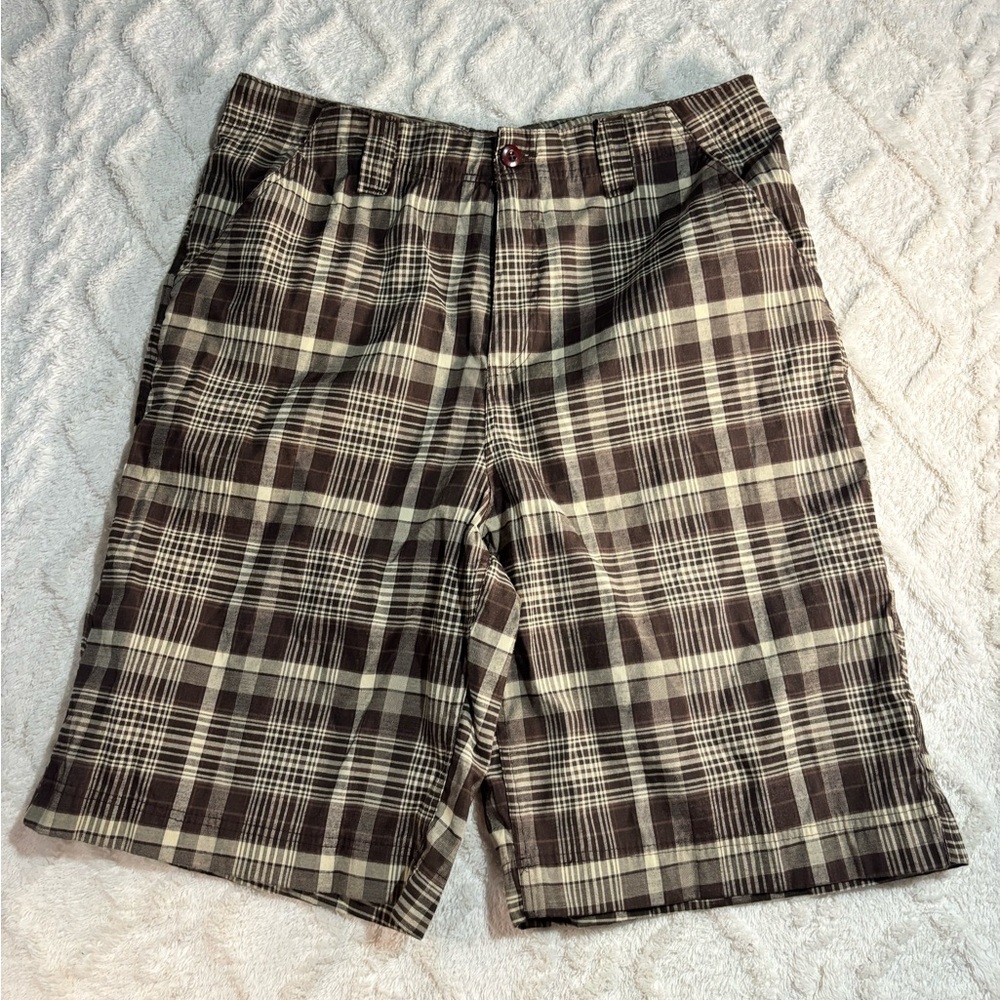 Bugle boy shorts brown plaid waist 40